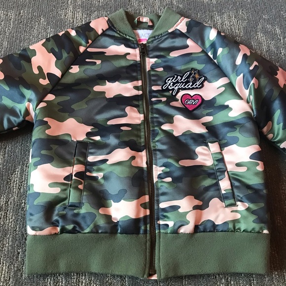 Girl’s Camo Bomber Jacket size 7/8 - Picture 3 of 12